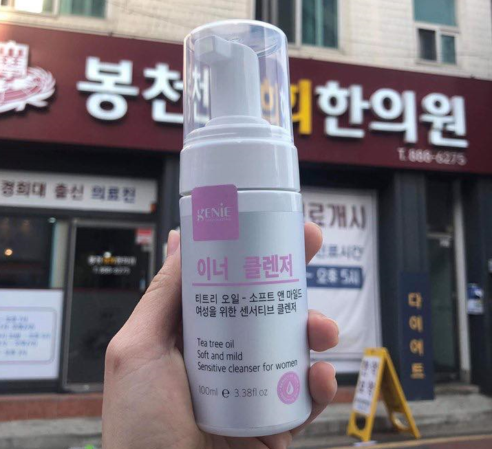 Chăm sóc cô bé đúng cách, tưởng dễ nhưng không dễ